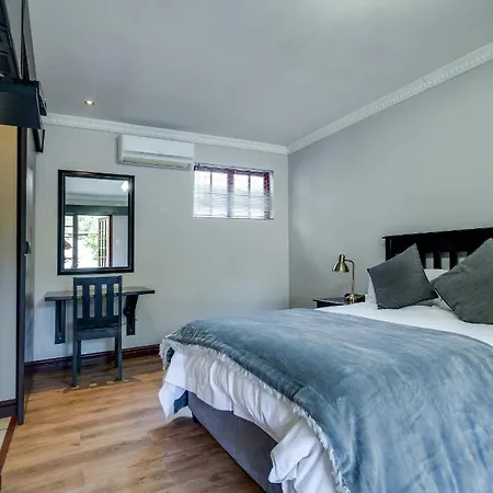 The Nightingale Guesthouse Bloemfontein Exterior photo