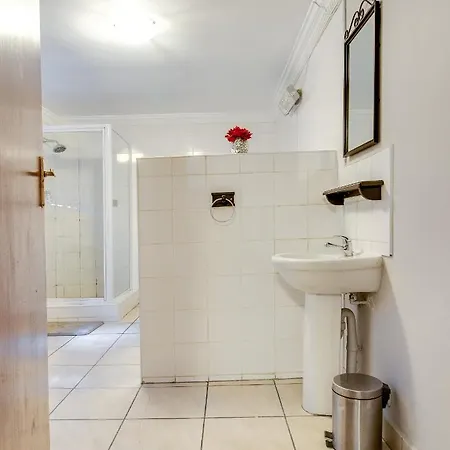 The Nightingale Guesthouse Bloemfontein Exterior photo